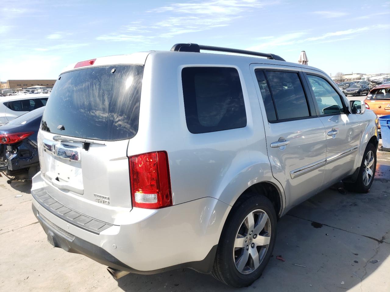 Photo 4 from auction – 2014 HONDA PILOT TOUR with VIN 5FNYF4H91EB011951