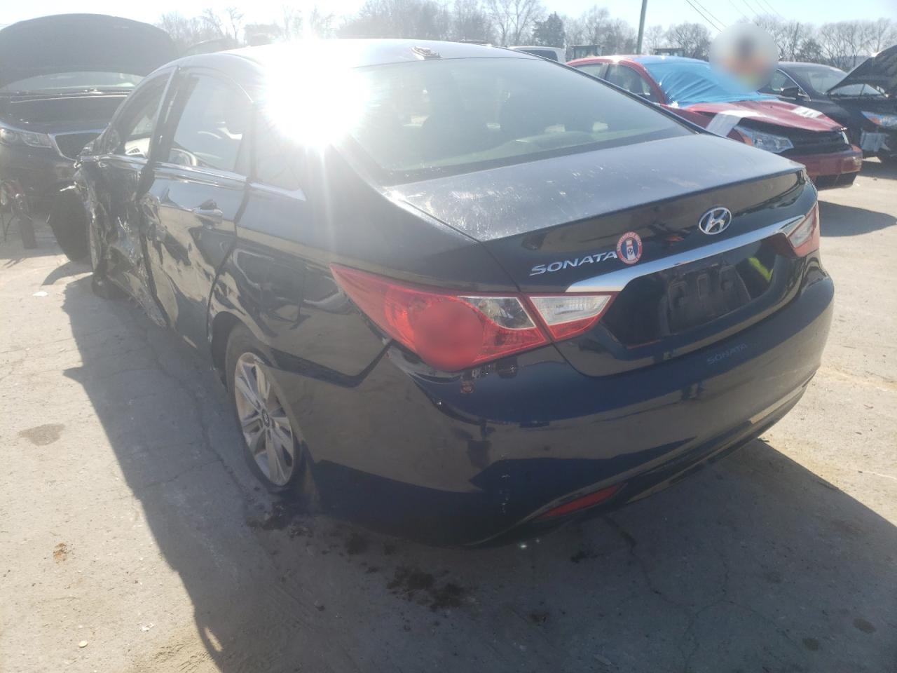 Photo 3 from auction – 2012 HYUNDAI SONATA GLS with VIN 5NPEB4AC7CH340530