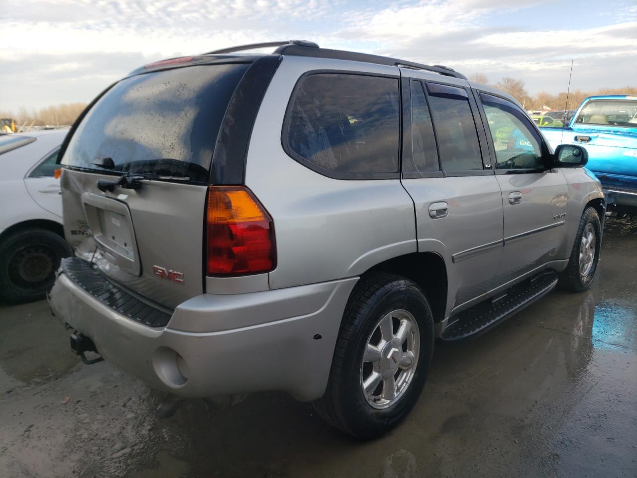 Photo 4 from auction – 2006 GMC ENVOY with VIN 1GKDT13S962218192