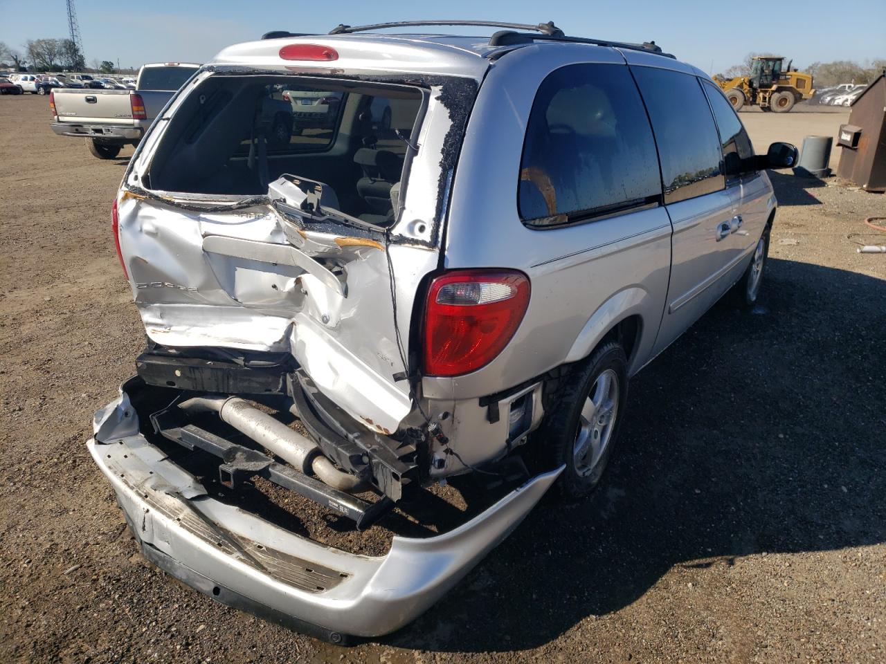 Photo 4 from auction – 2005 DODGE GRAND CARA with VIN 2D4GP44L55R290936