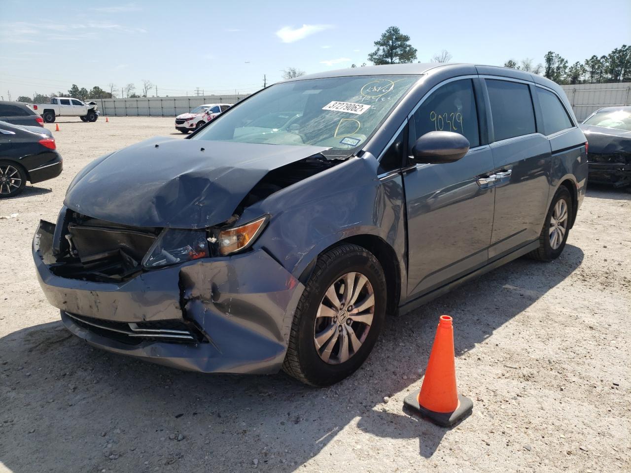 Photo 2 from auction – 2014 HONDA ODYSSEY EX with VIN 5FNRL5H45EB033152