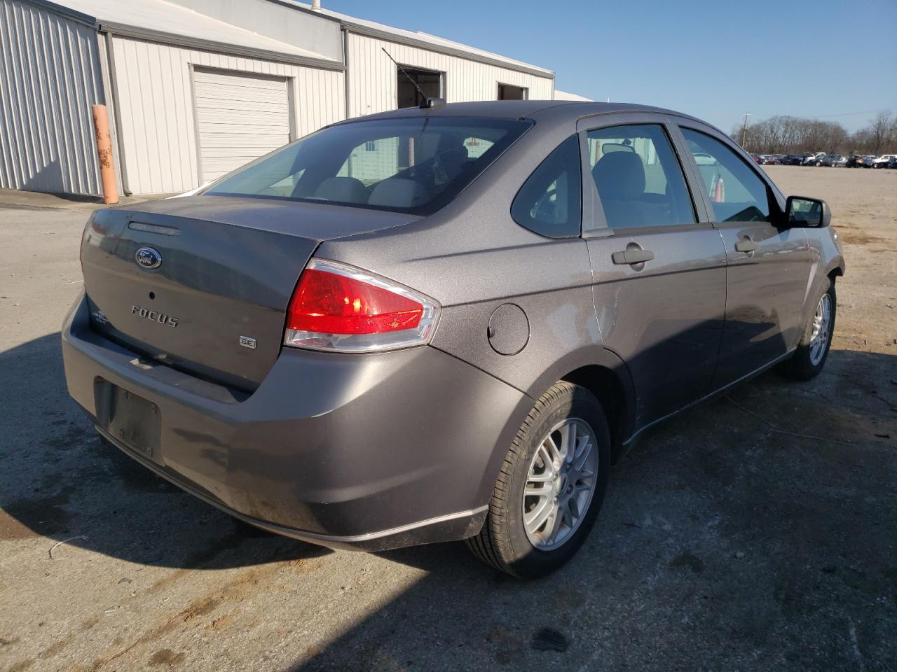 Photo 4 from auction – 2009 FORD FOCUS SE with VIN 1FAHP35N39W197136