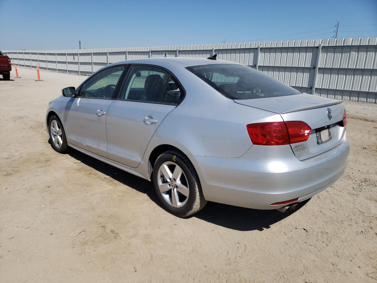 Photo 3 from auction – 2012 VOLKSWAGEN JETTA with VIN 3VW3L7AJ6CM402396