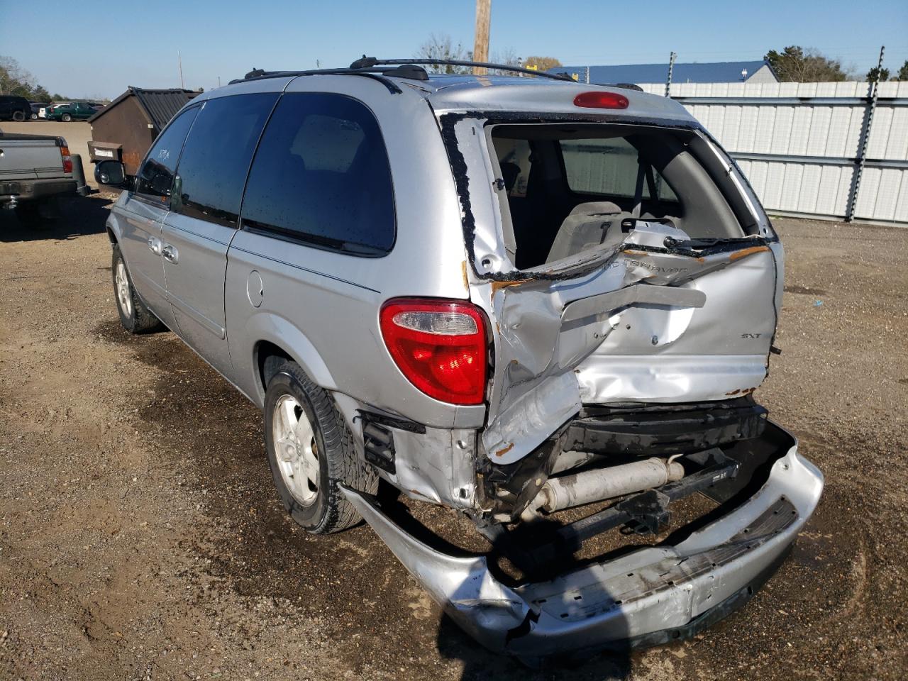 Photo 3 from auction – 2005 DODGE GRAND CARA with VIN 2D4GP44L55R290936