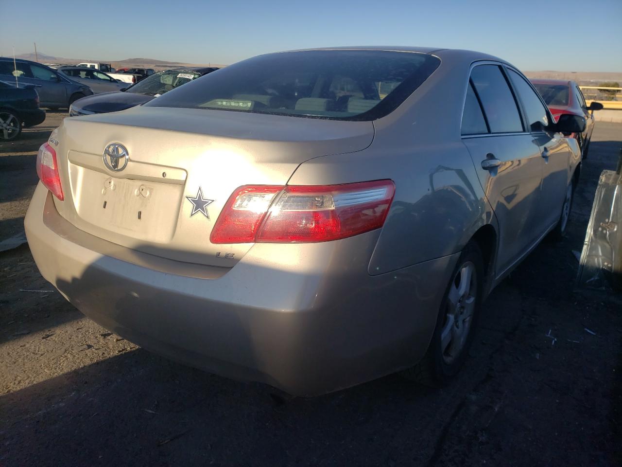 Photo 4 from auction – 2007 TOYOTA CAMRY CE with VIN 4T1BE46K37U521125