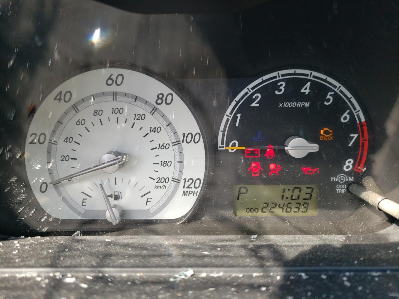 Photo 8 from auction – 2004 TOYOTA SCION XA with VIN JTKKT604040062292