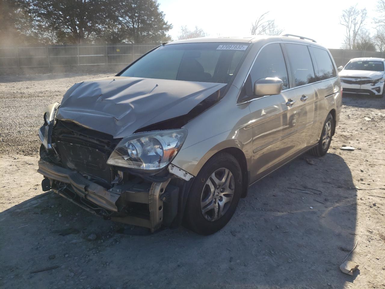 Photo 2 from auction – 2005 HONDA ODYSSEY EX with VIN 5FNRL38765B089387