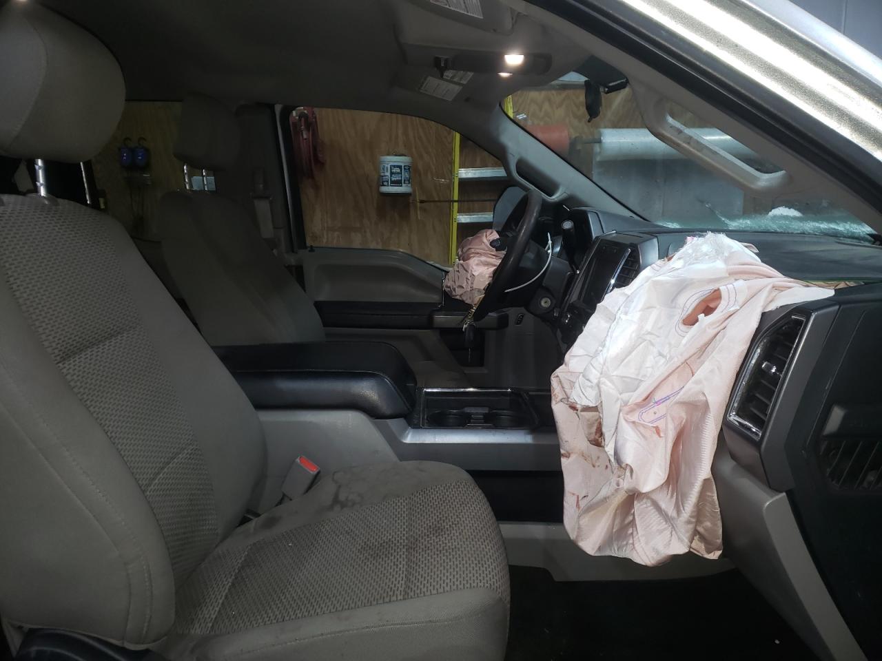 Photo 5 from auction – 2017 FORD F250 SUPER with VIN 1FT7X2B68HEC11145