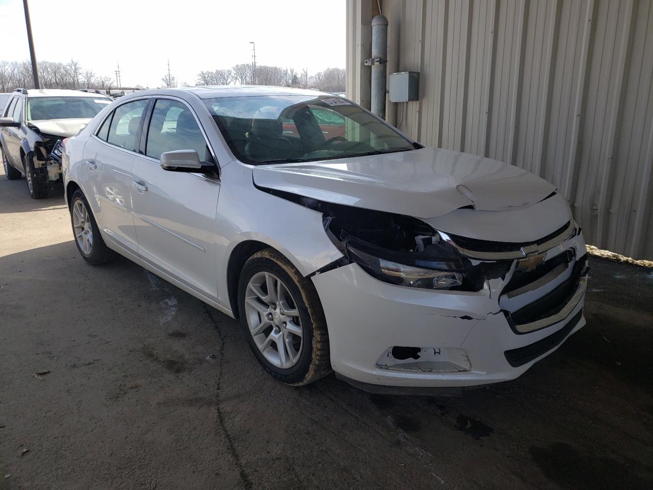 Photo 1 from auction – 2015 CHEVROLET MALIBU 1LT with VIN 1G11C5SLXFF311532