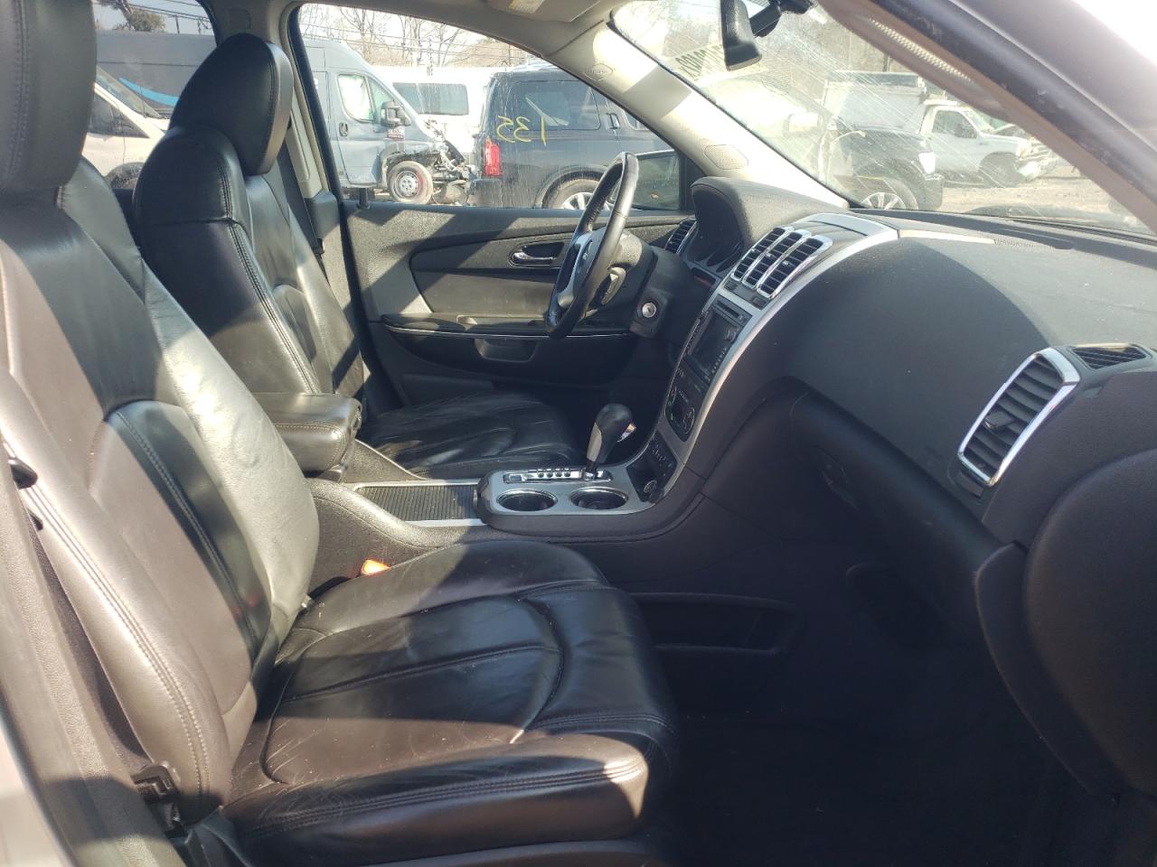 Photo 5 from auction – 2009 GMC ACADIA SLT with VIN 1GKEV33DX9J125042