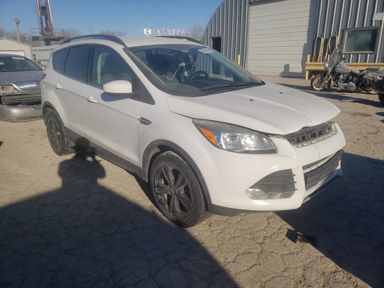FORD ESCAPE SE 2015 with VIN 1FMCU9GX4FUA47912 - Photo from auction