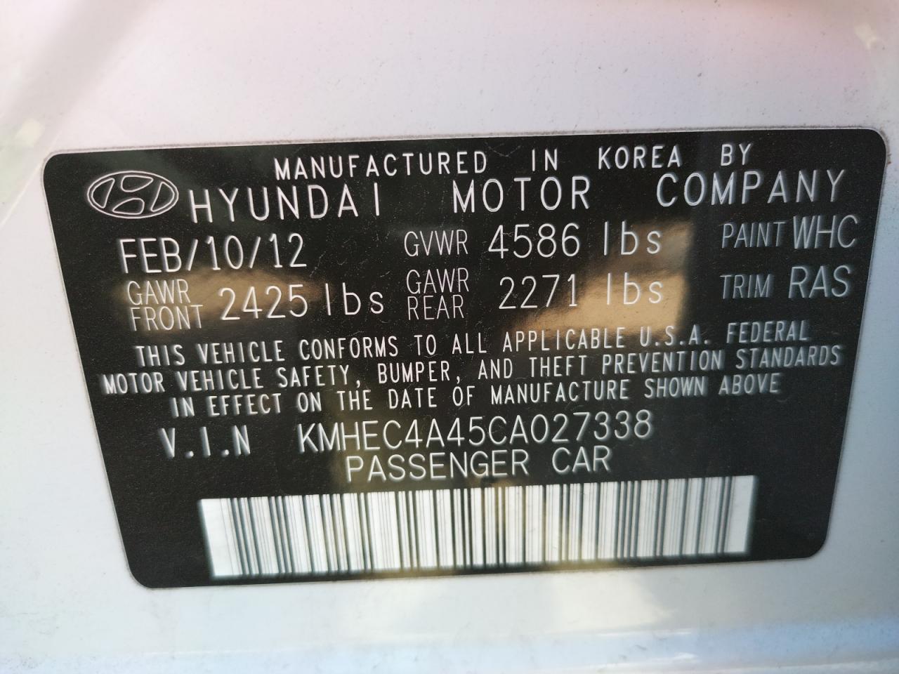 Photo 10 from auction – 2012 HYUNDAI SONATA HYB with VIN KMHEC4A45CA027338