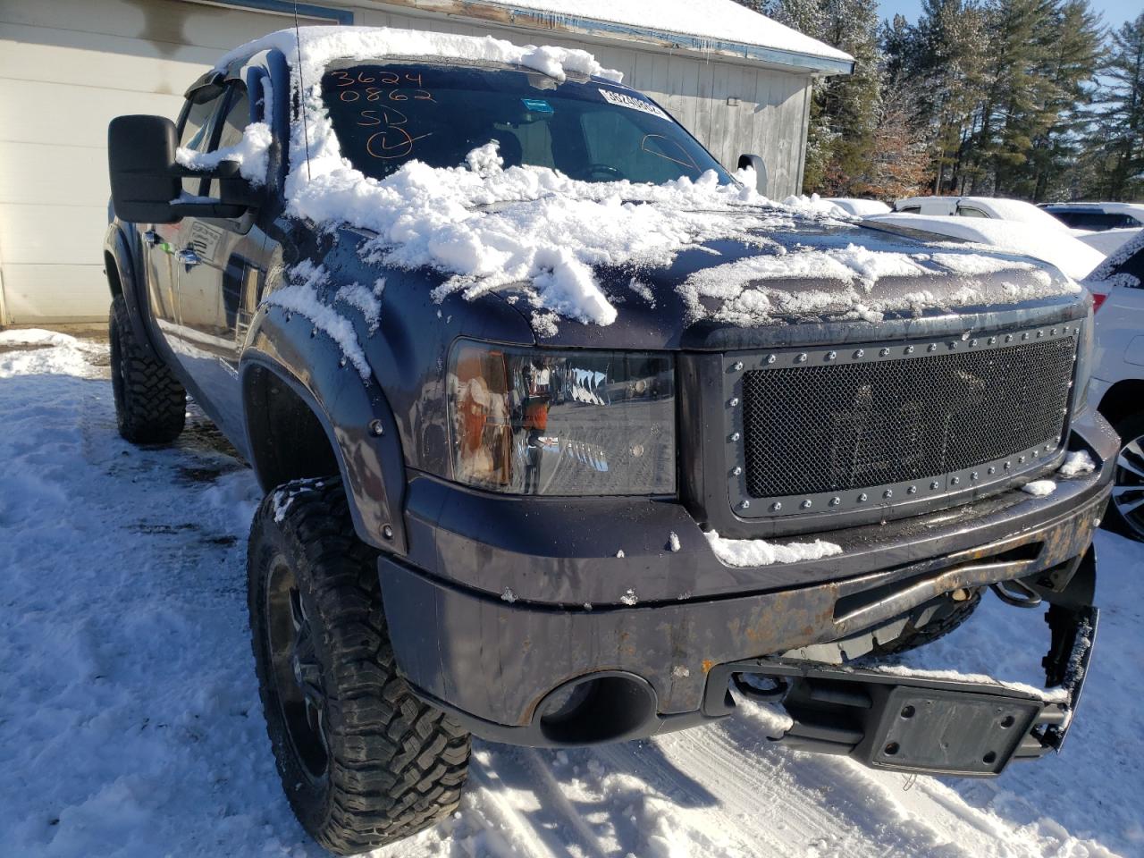 GMC SIERRA K15 2010 with VIN 3GTRKVE36AG163749 - Photo from auction