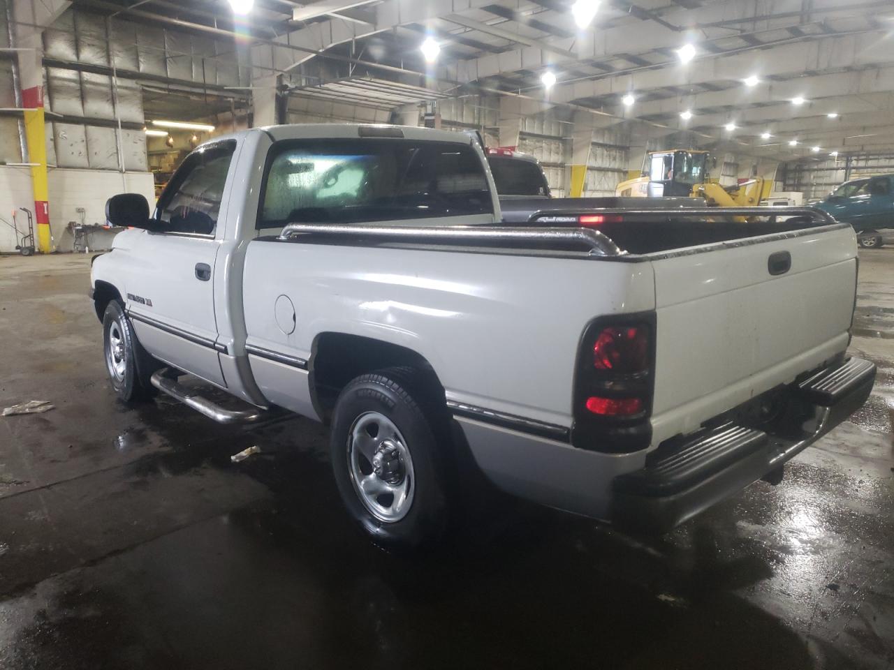 Photo 3 from auction – 2000 DODGE RAM 1500 with VIN 1B7HC16YXYS535348