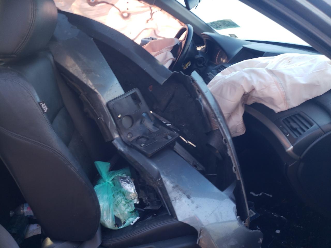Photo 5 from auction – 2010 HONDA ACCORD EXL with VIN 1HGCS1B89AA003637