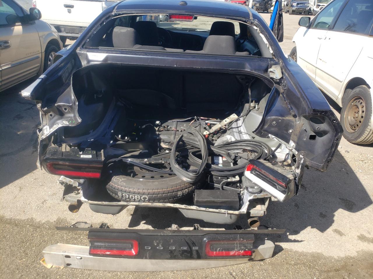 Photo 9 from auction – 2018 DODGE CHALLENGER with VIN 2C3CDZAG5JH245377