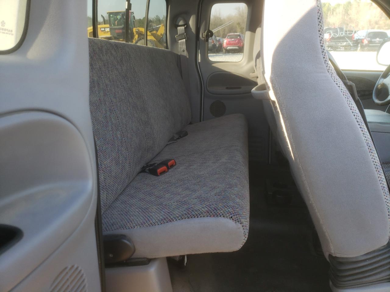 Photo 6 from auction – 1998 DODGE RAM 1500 with VIN 3B7HF13Z9WG146113