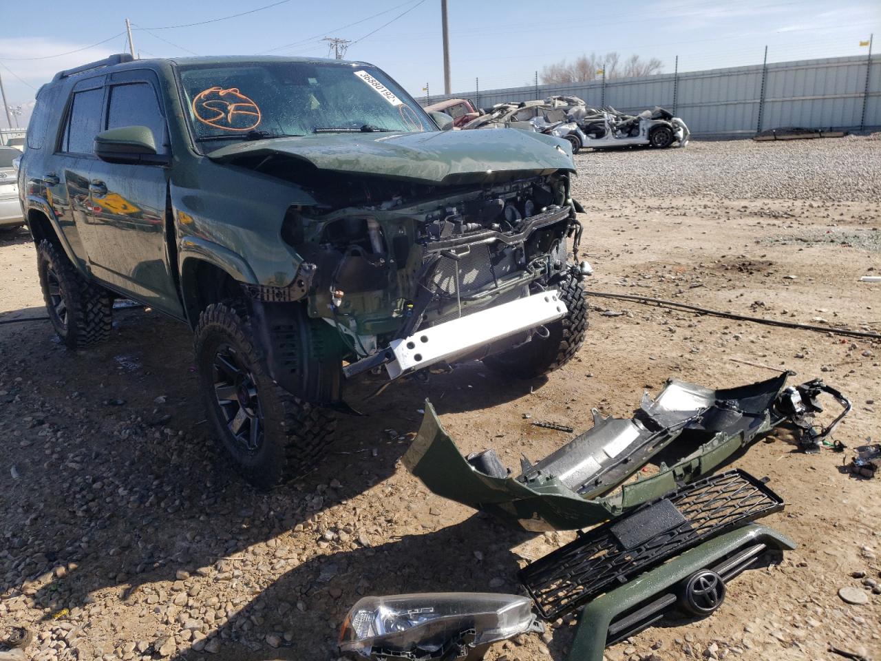 Photo 9 from auction – 2021 TOYOTA 4RUNNER SR with VIN JTEBU5JR8M5870915