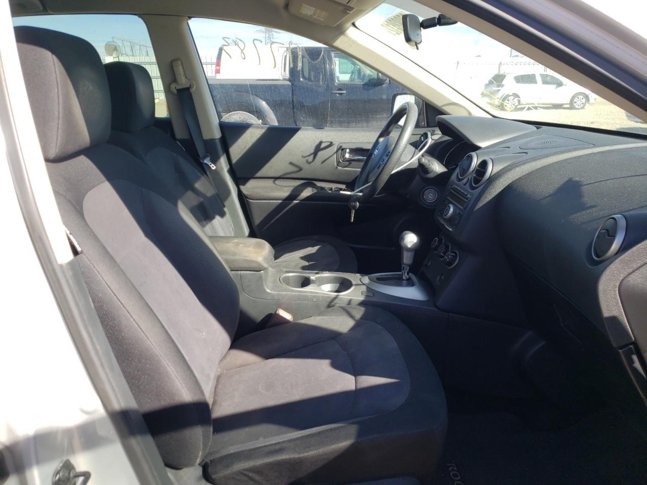 Photo 5 from auction – 2012 NISSAN ROGUE S with VIN JN8AS5MT1CW301317