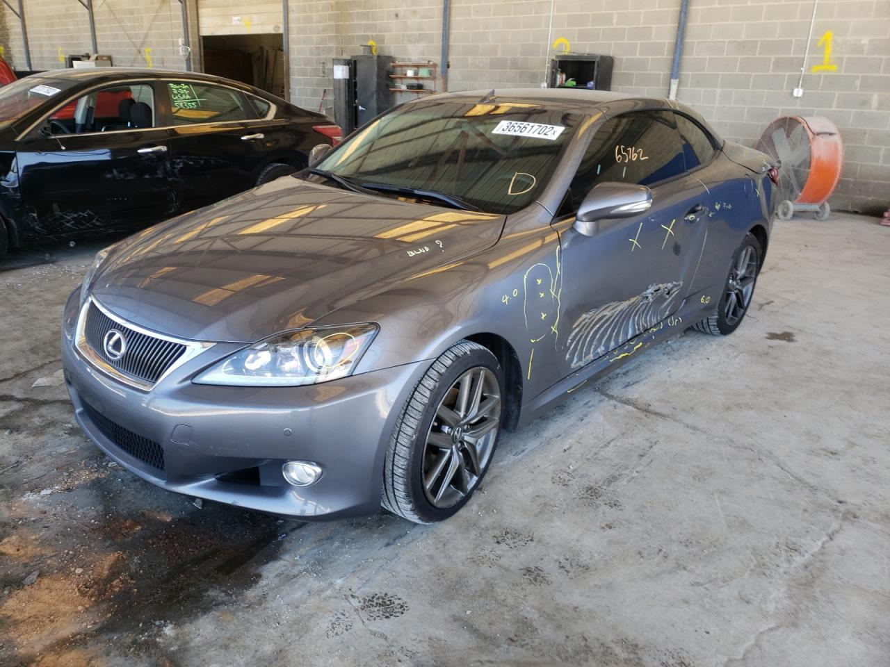 Photo 2 from auction – 2013 LEXUS IS 250 with VIN JTHFF2C21D2528852