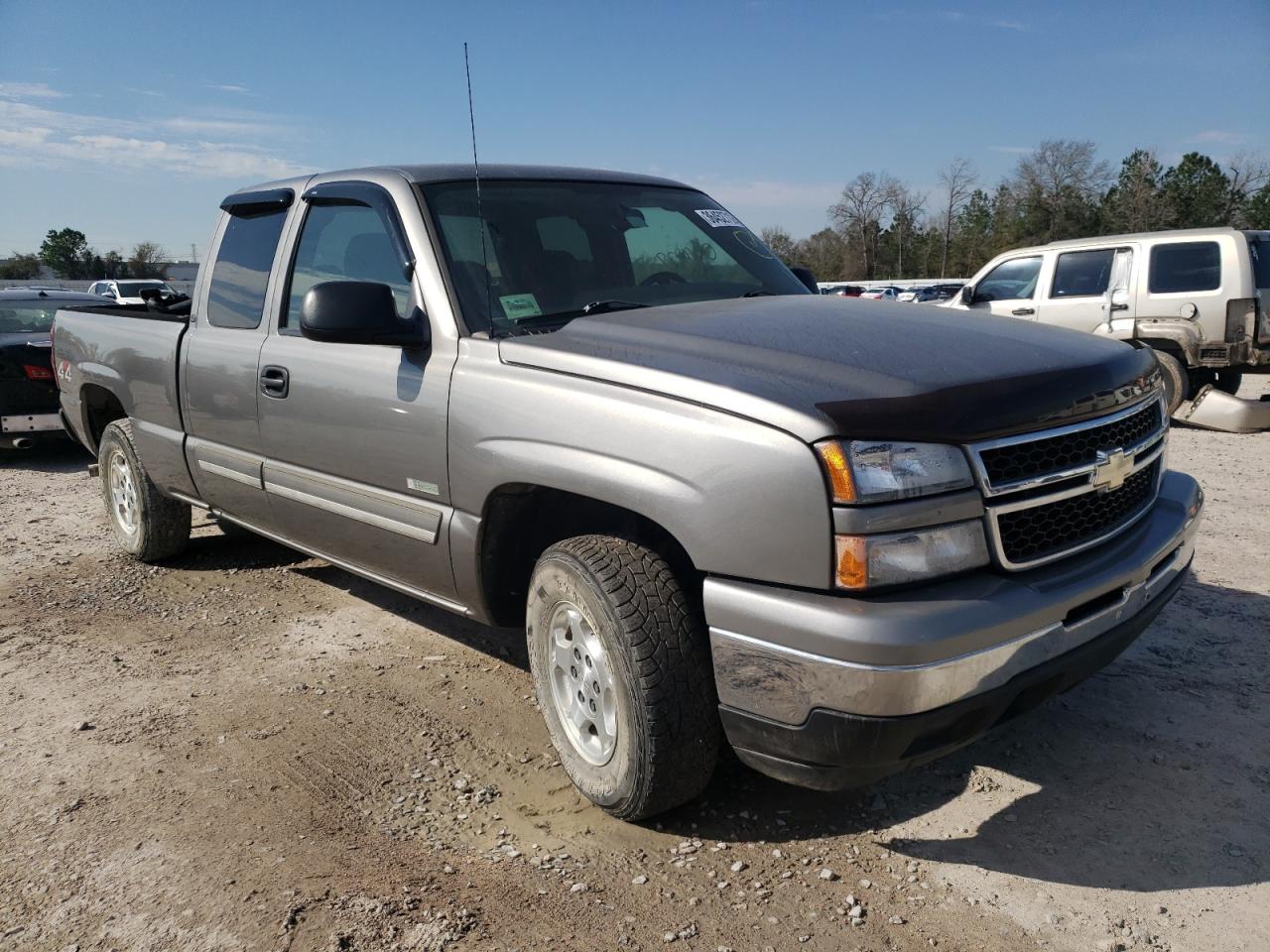 CHEVROLET SILVERADO 2006 with VIN 1GCEK19T96Z264440 - Photo from auction