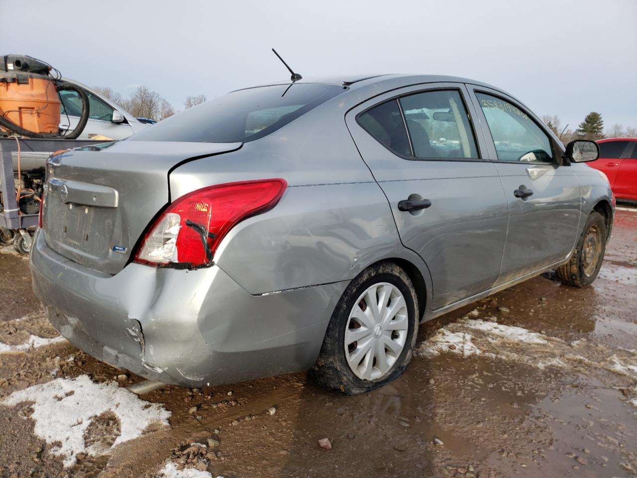 Photo 4 from auction – 2013 NISSAN VERSA S with VIN 3N1CN7AP9DL844102