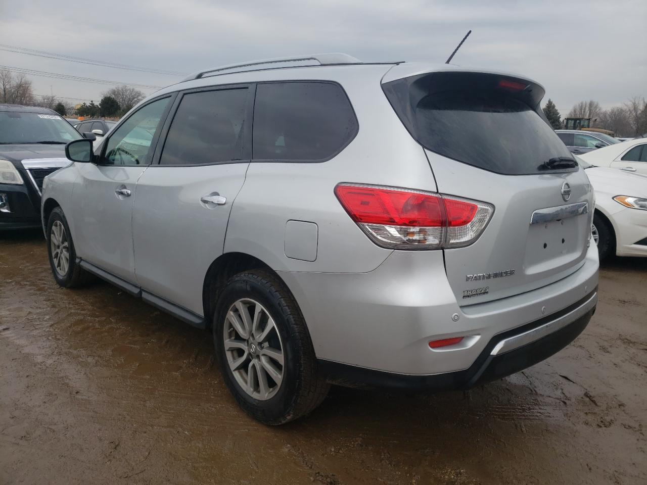 Photo 3 from auction – 2016 NISSAN PATHFINDER with VIN 5N1AR2MM1GC656098