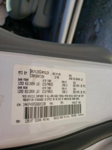 Photo 10 from auction – 2006 CHRYSLER TOWN & COU with VIN 1A4GP45R56B601338