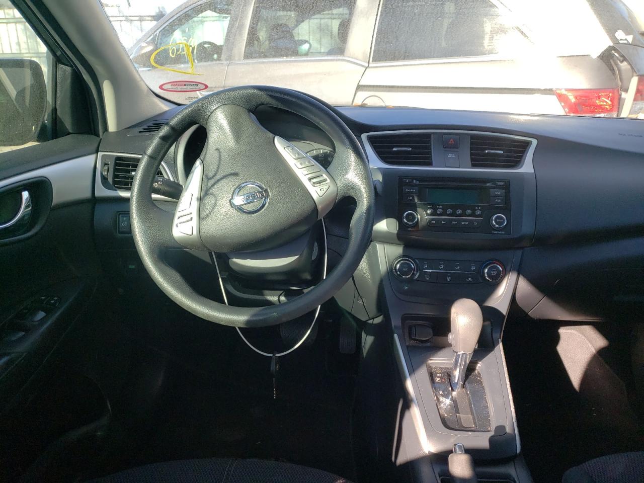 Photo 9 from auction – 2017 NISSAN SENTRA with VIN 3N1AB7AP5HY246095