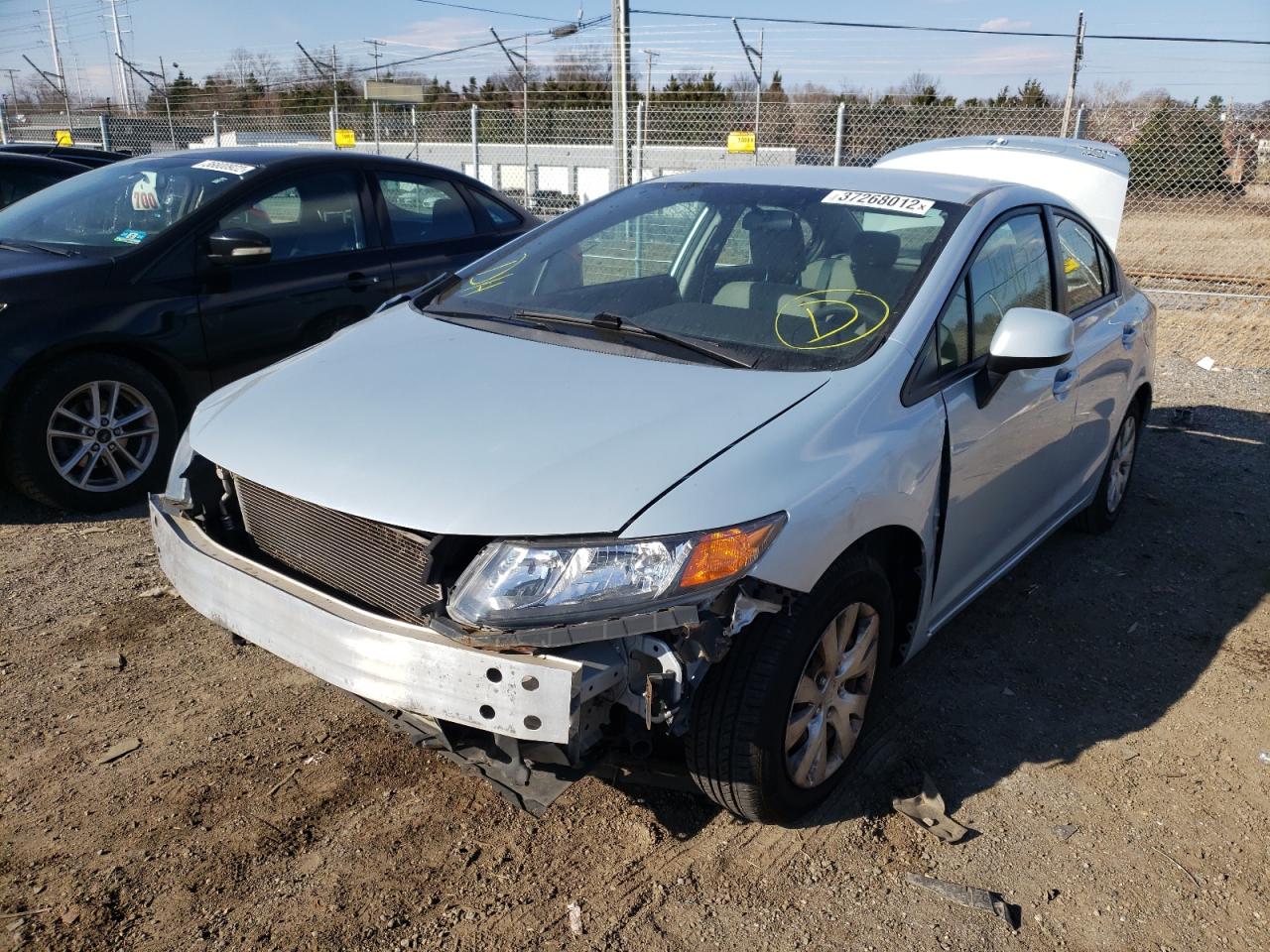 Photo 2 from auction – 2012 HONDA CIVIC LX with VIN 19XFB2F53CE319715