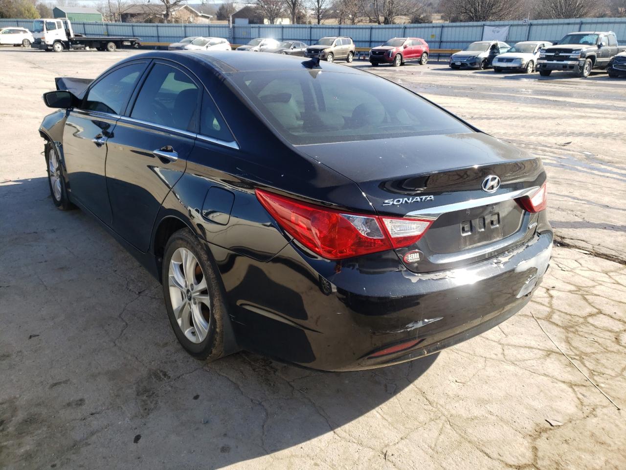 Photo 3 from auction – 2013 HYUNDAI SONATA SE with VIN 5NPEC4AC7DH577176