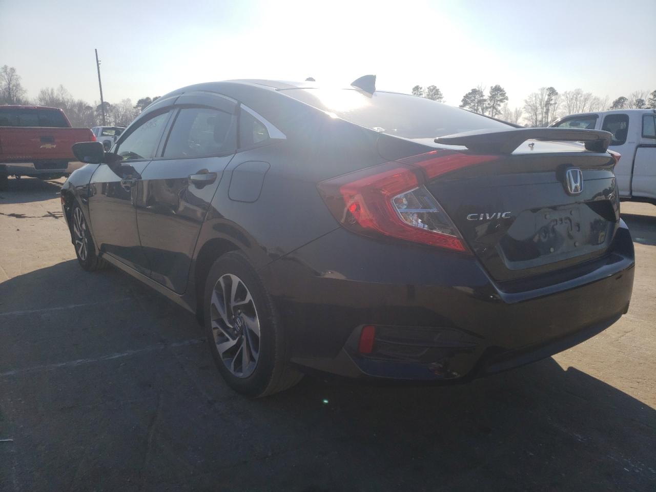 Photo 3 from auction – 2017 HONDA CIVIC EX with VIN 19XFC2F72HE018066