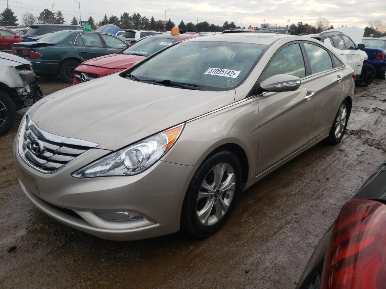 Photo 2 from auction – 2011 HYUNDAI SONATA SE with VIN 5NPEC4AC5BH274989
