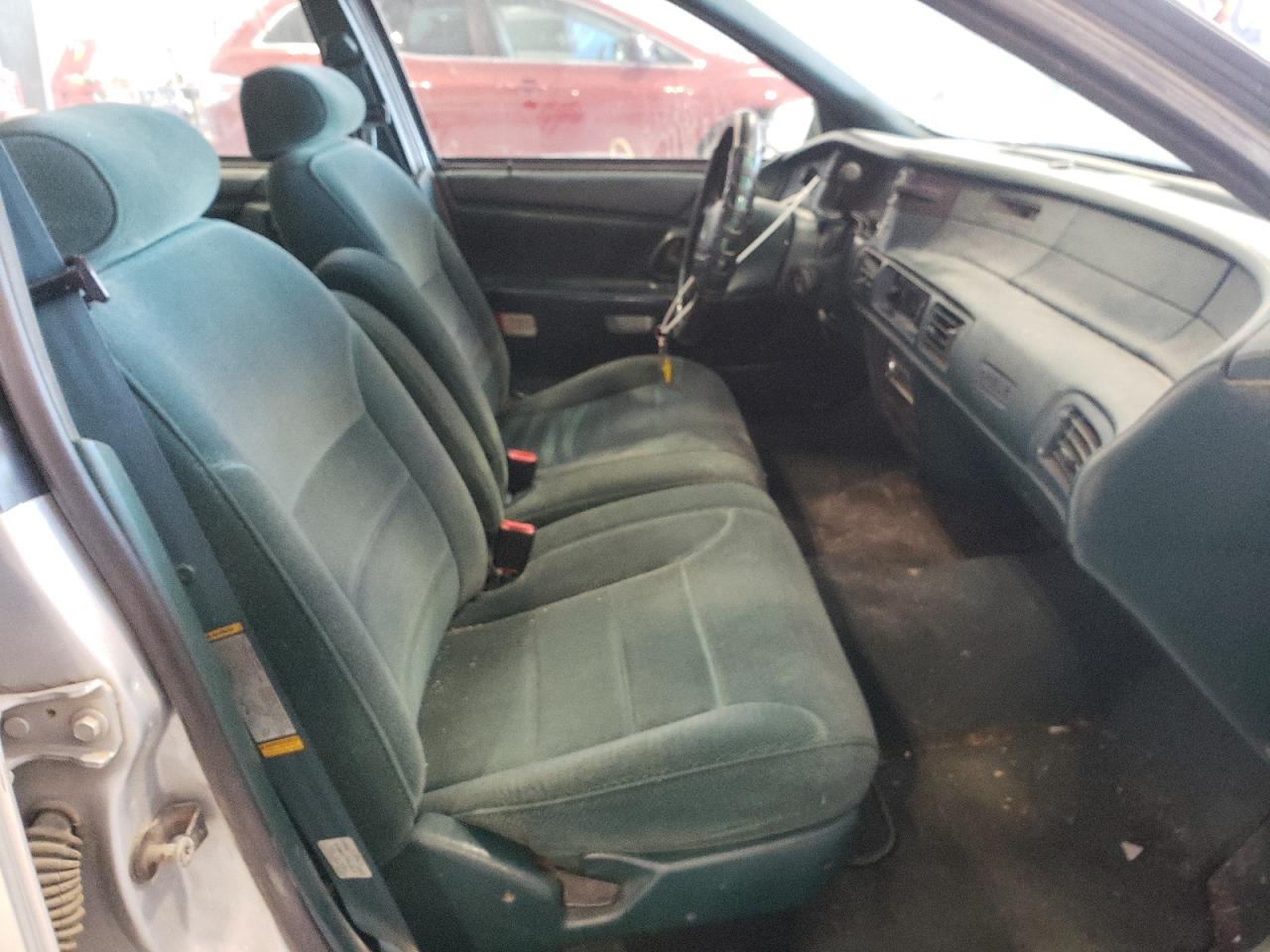 Photo 5 from auction – 1995 MERCURY SABLE GS with VIN 1MELM5041SG644696