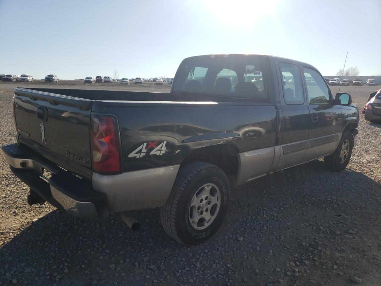 Photo 4 from auction – 2004 CHEVROLET SILVERADO with VIN 1GCEK19T64Z318290