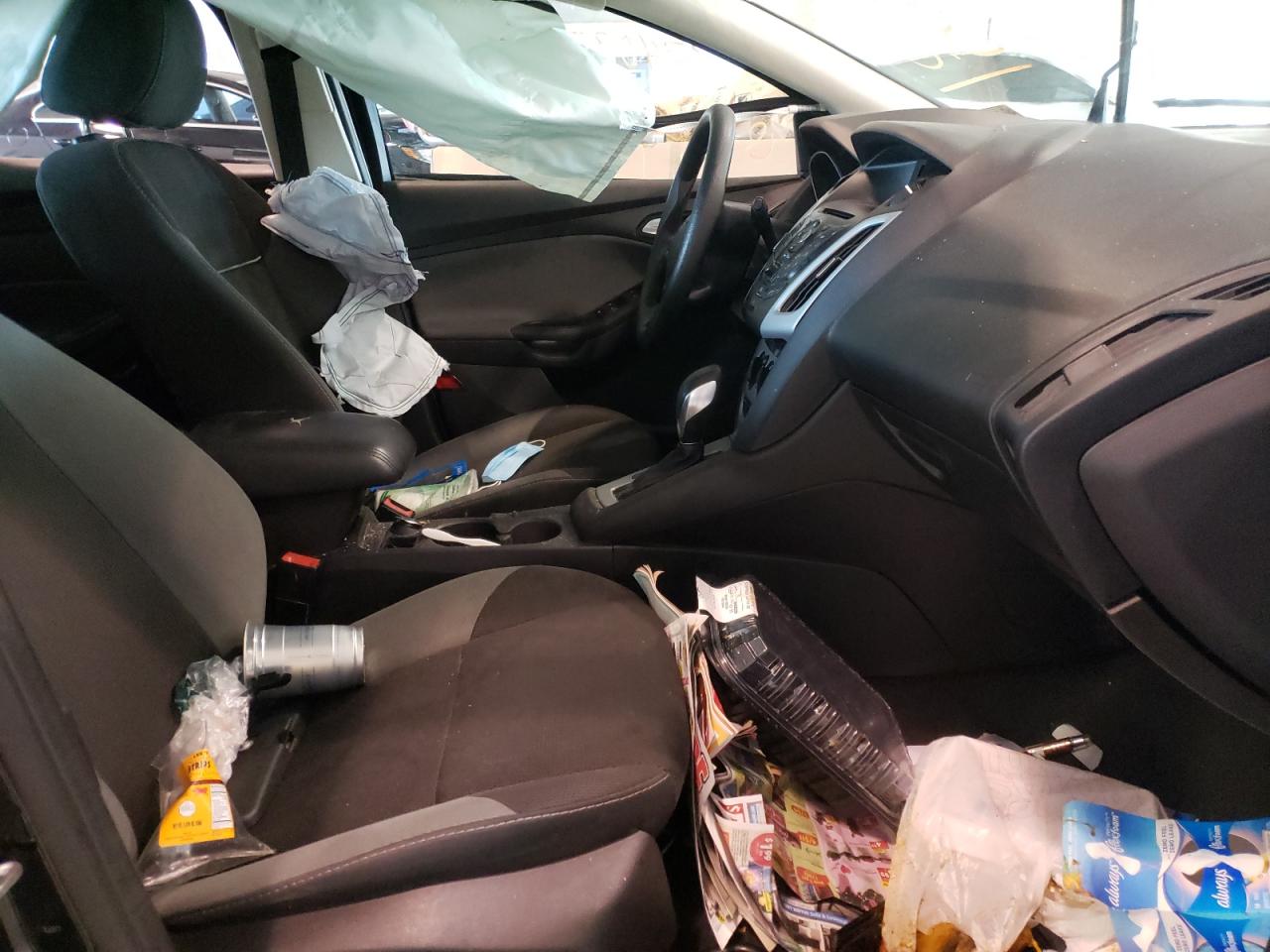 Photo 5 from auction – 2014 FORD FOCUS SE with VIN 1FADP3K27EL266320