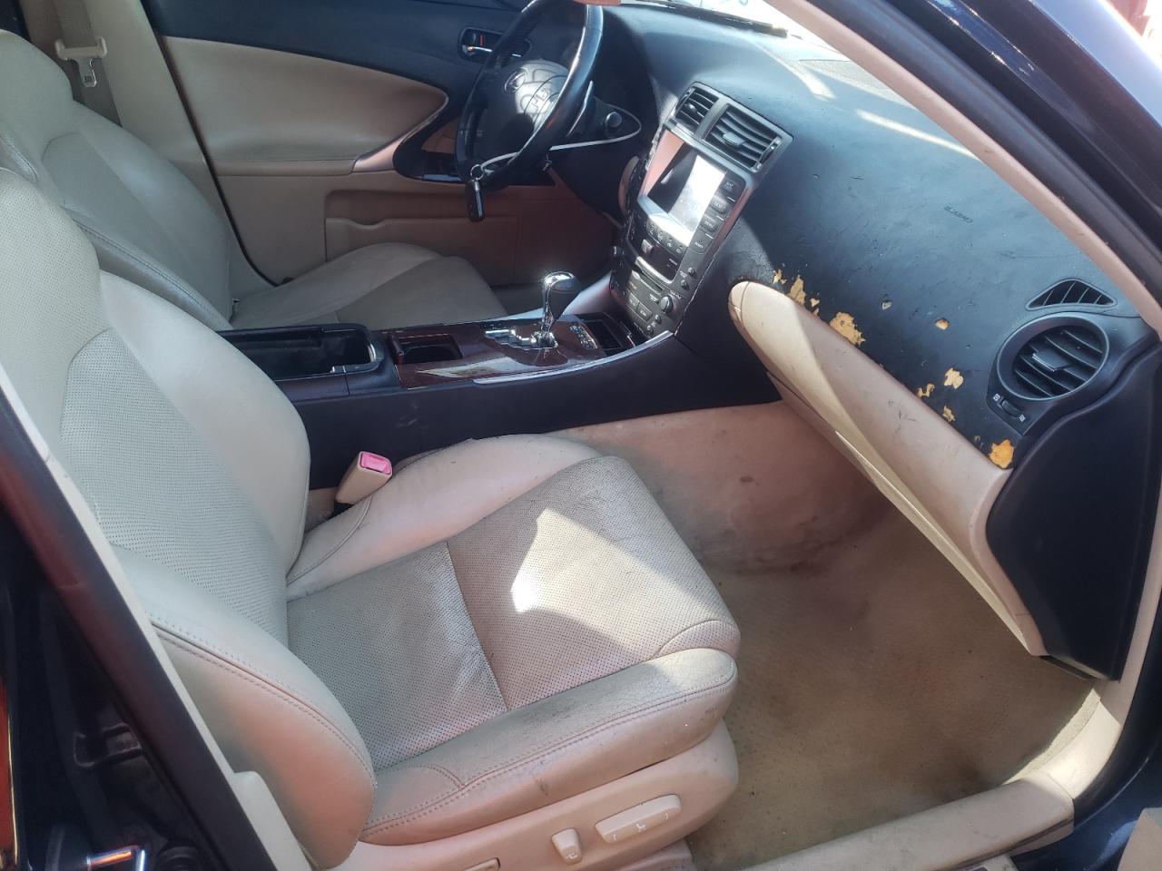 Photo 5 from auction – 2006 LEXUS IS 250 with VIN JTHCK262762005574