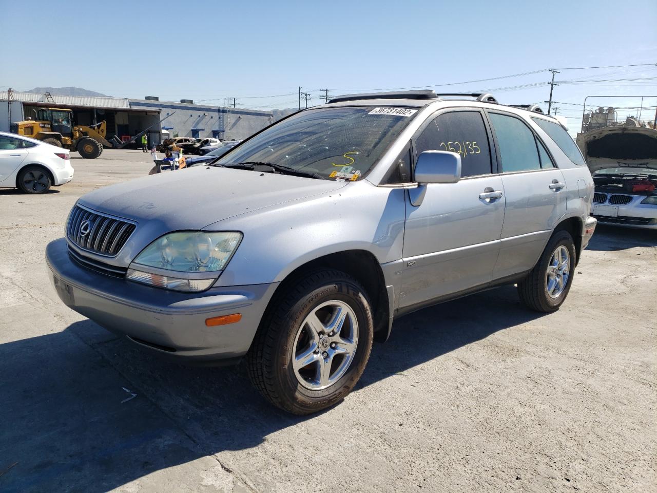 Photo 2 from auction – 2003 LEXUS RX 300 with VIN JTJGF10U230152059