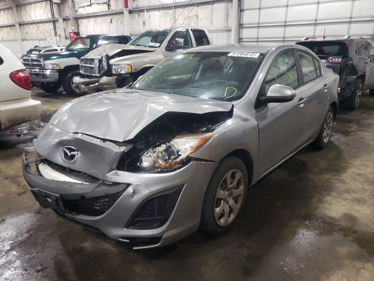 Zdjęcie 2 z aukcji – 2010 MAZDA 3 I z VIN JM1BL1SG0A1283009