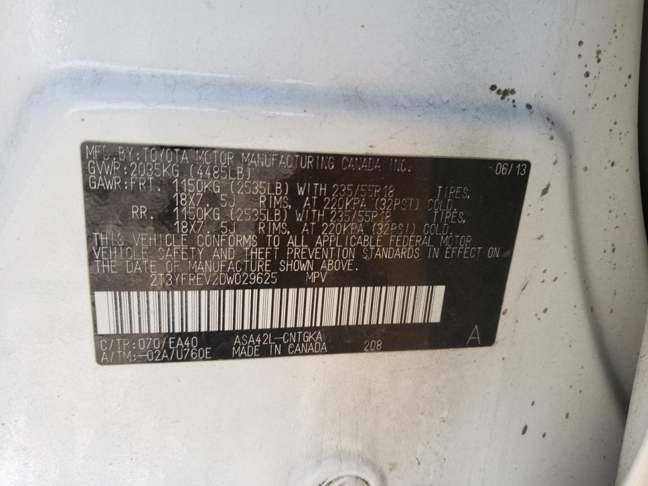 Photo 10 from auction – 2013 TOYOTA RAV4 LIMIT with VIN 2T3YFREV2DW029625