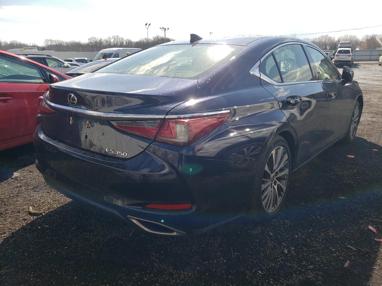 Photo 4 from auction – 2019 LEXUS ES 350 with VIN JTHBZ1B11K2001688