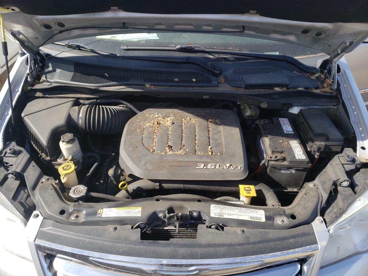 Photo 7 from auction – 2012 CHRYSLER TOWN & COU with VIN 2C4RC1BG6CR318987