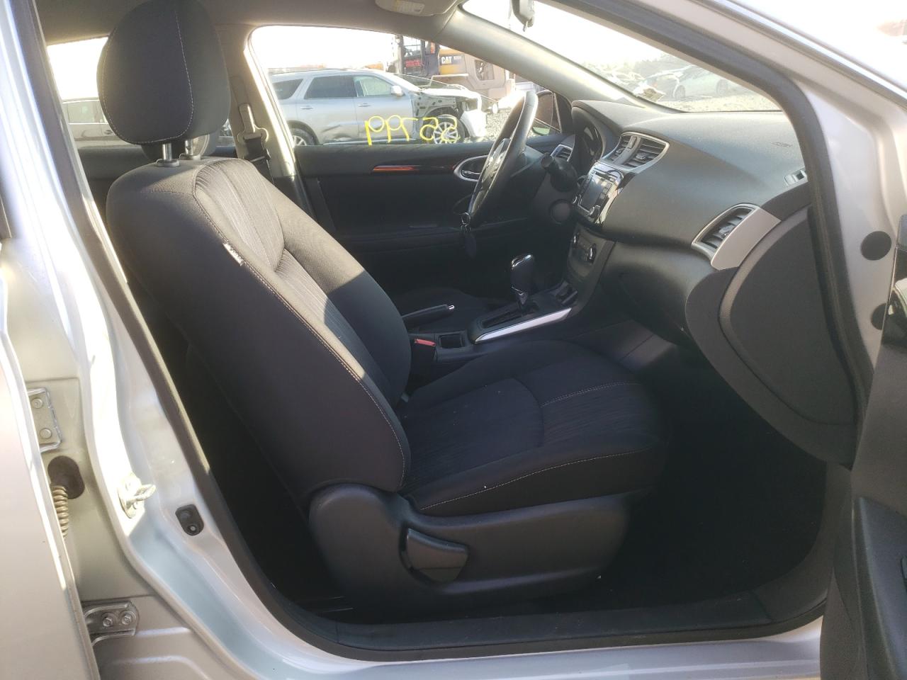 Photo 5 from auction – 2017 NISSAN SENTRA S with VIN 3N1AB7AP2HY280608