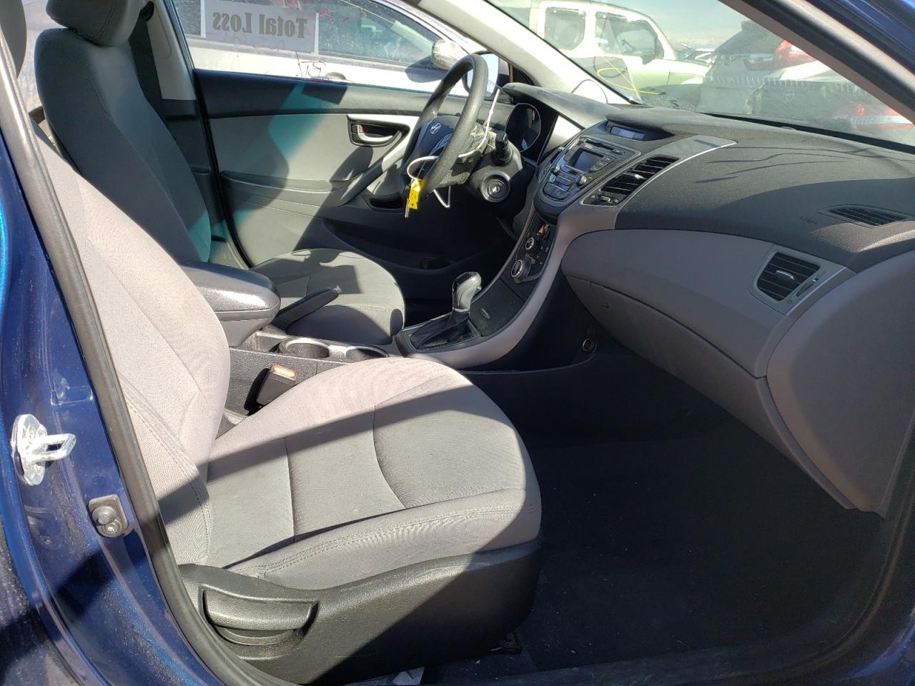 Photo 5 from auction – 2016 HYUNDAI ELANTRA SE with VIN 5NPDH4AEXGH756993