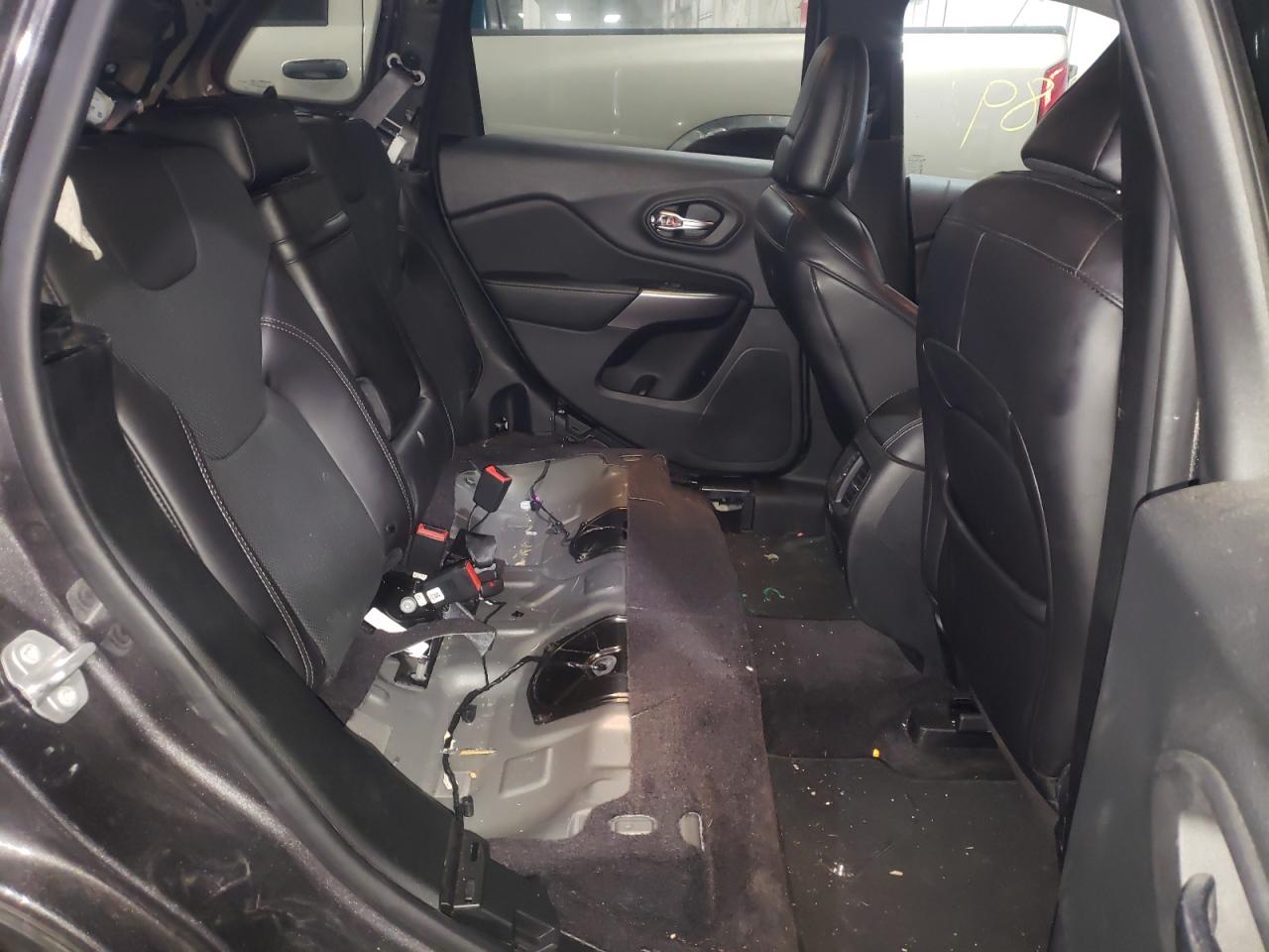 Photo 6 from auction – 2019 JEEP CHEROKEE L with VIN 1C4PJMDX8KD197358
