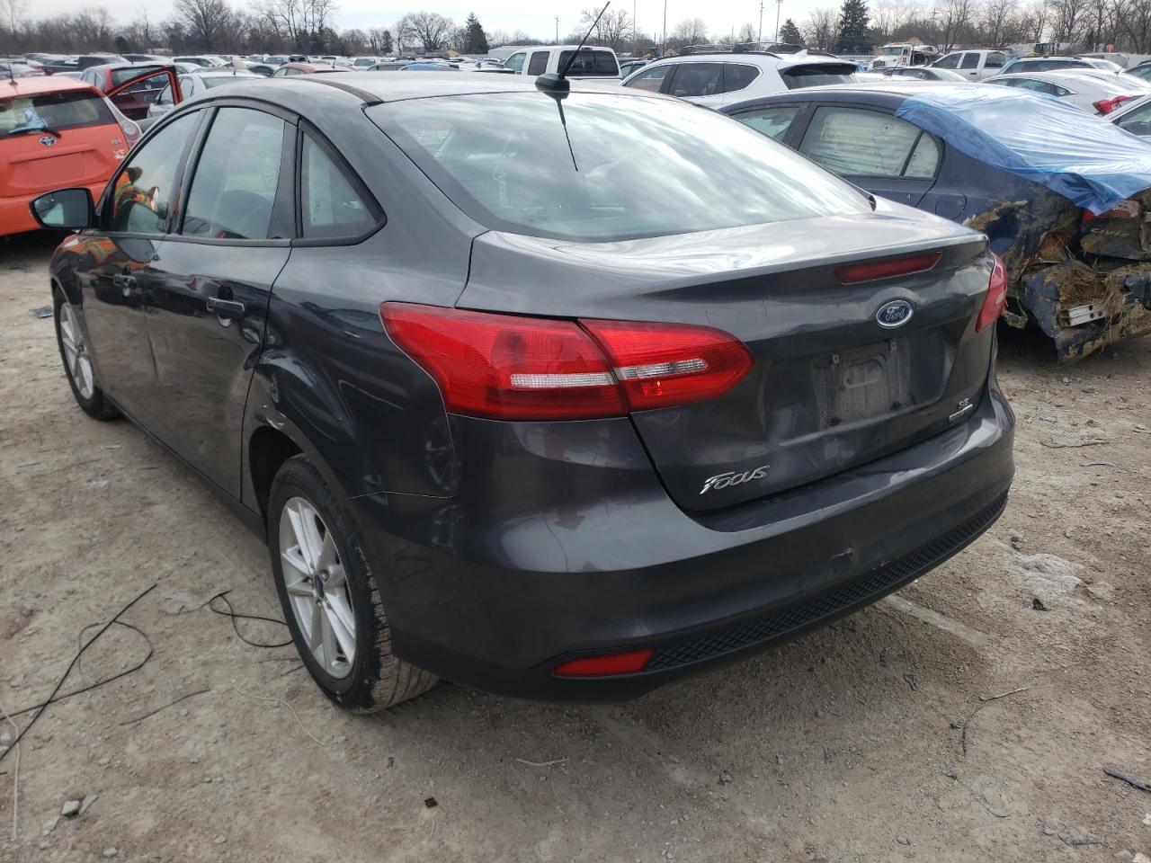 Photo 3 from auction – 2015 FORD FOCUS SE with VIN 1FADP3F27FL383651