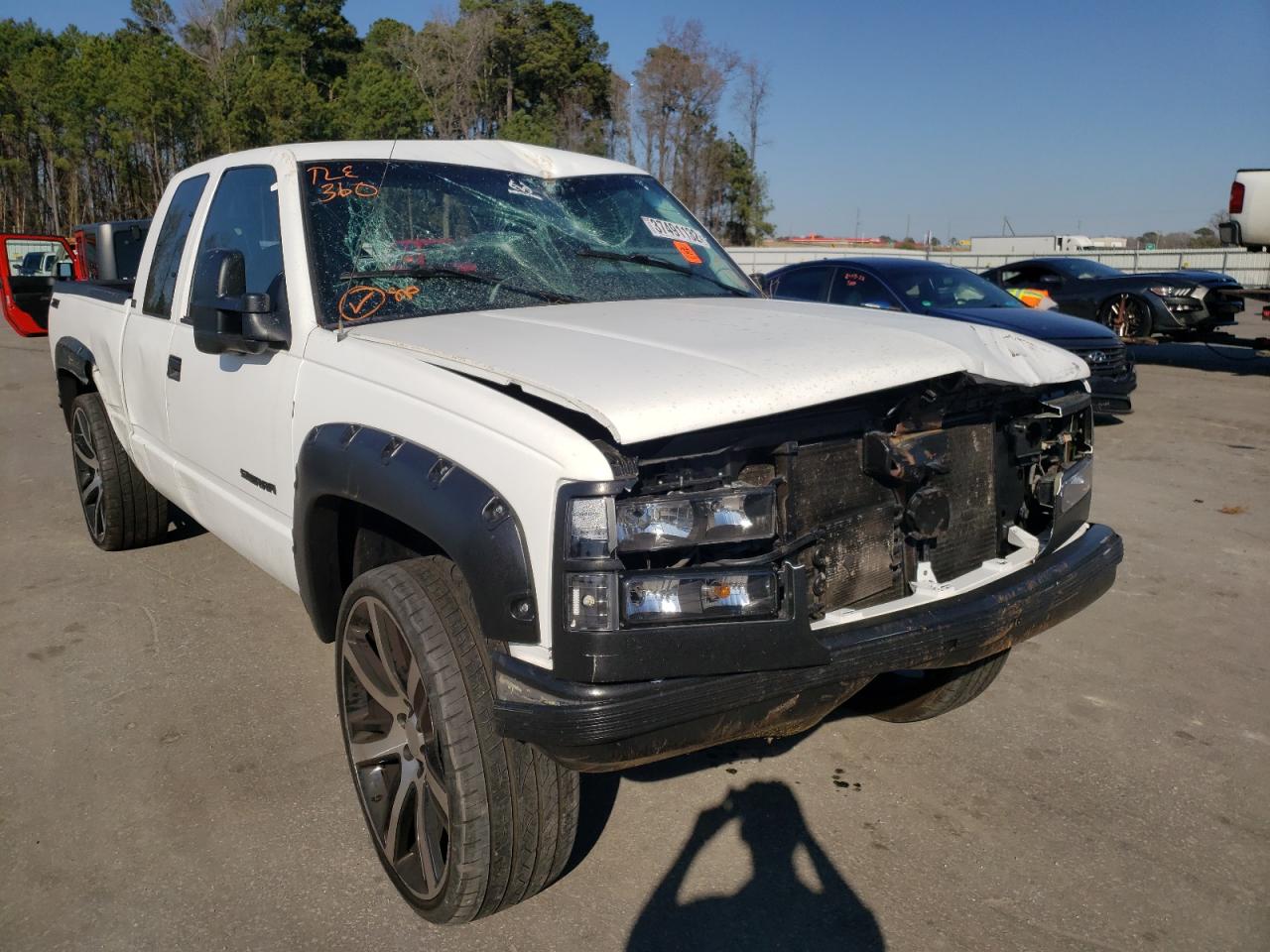Photo 1 from auction – 1995 GMC SIERRA K15 with VIN 2GDEK19K2S1532783