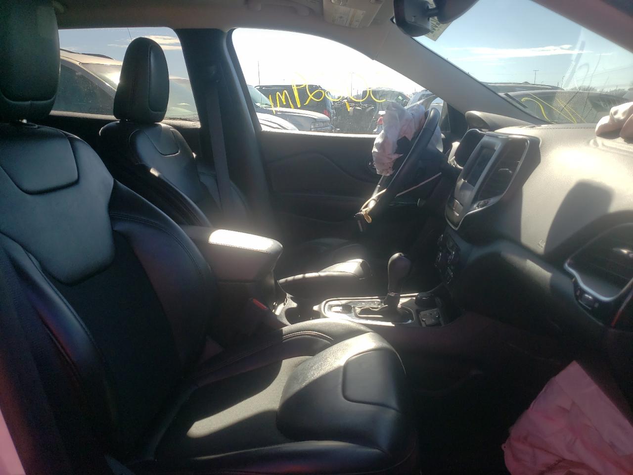 Photo 5 from auction – 2019 JEEP CHEROKEE L with VIN 1C4PJMLX6KD367668