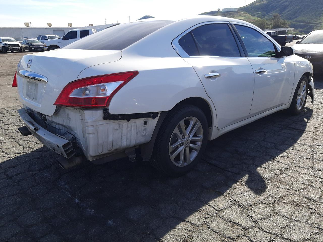 Photo 16 from auction – 2011 NISSAN MAXIMA S with VIN 1N4AA5AP5BC831639