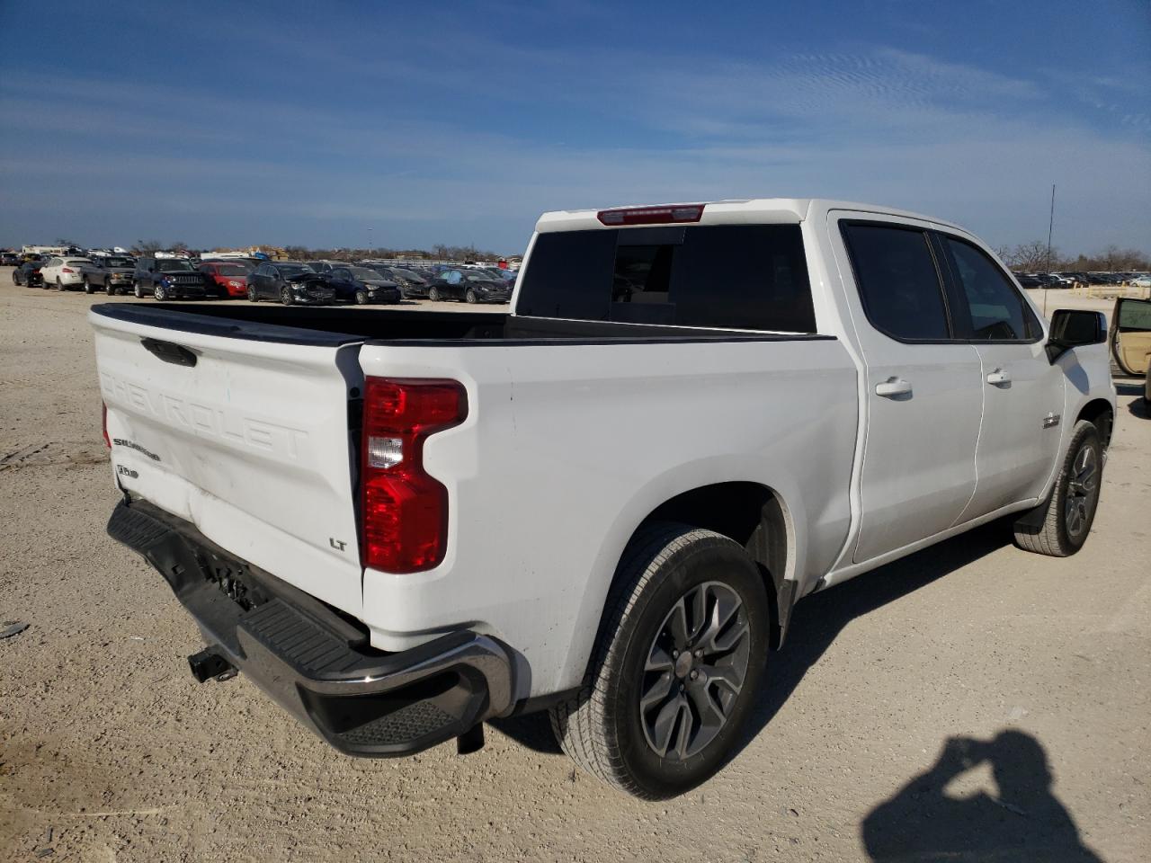 Photo 4 from auction – 2020 CHEVROLET SILVERADO with VIN 3GCPWCED2LG334556
